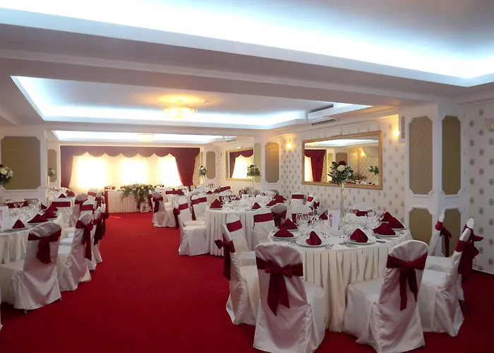 West Plaza Hotel